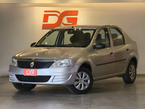 Renault Logan 2013