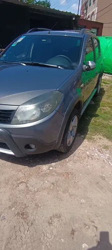 Renault Sandero 2010