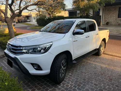 Toyota Hilux 2016