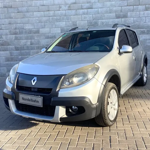 Renault Sandero Stepway 2013