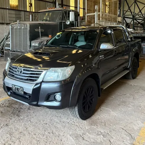 Toyota Hilux 2015