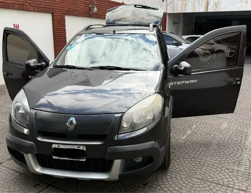Renault Sandero Stepway 2013