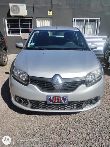 Renault Sandero 2015