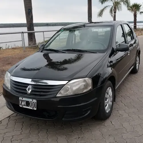 Renault Logan 2012