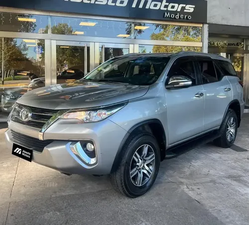Toyota SW4 2017
