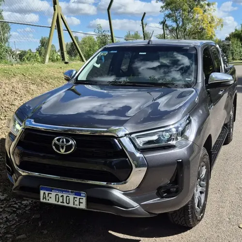Toyota Hilux 2021