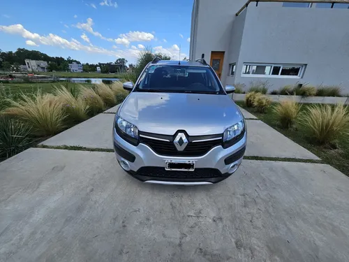 Renault Sandero Stepway 2015