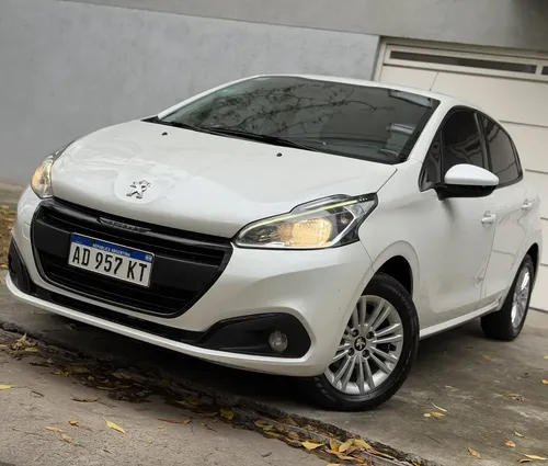 Peugeot 208 2019