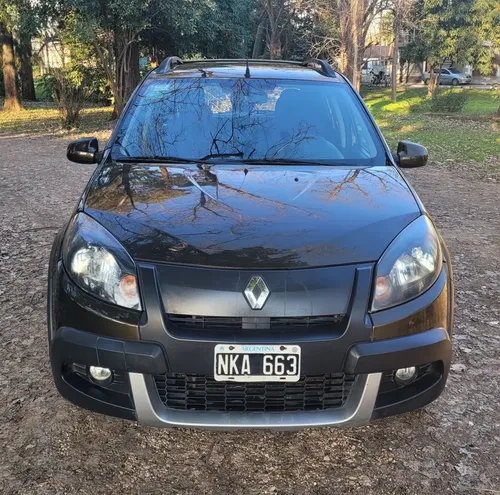 Renault Sandero Stepway 2014