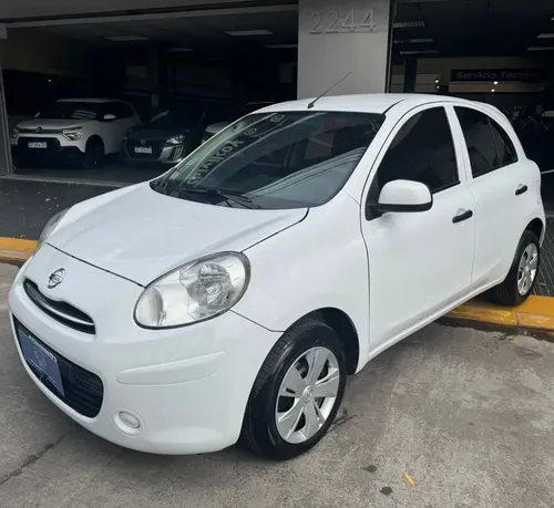Nissan March 2015