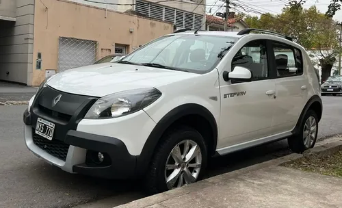 Renault Sandero Stepway 2014