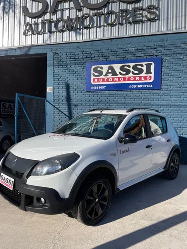 Renault Sandero Stepway 2015
