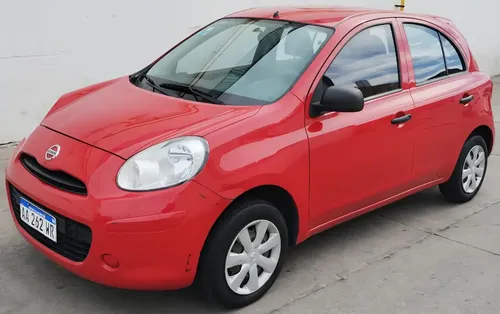 Nissan March 2016