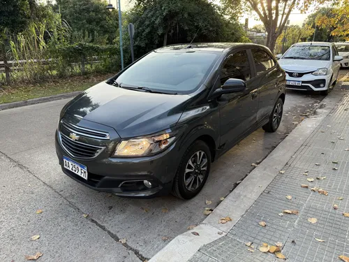 Chevrolet Onix 2016