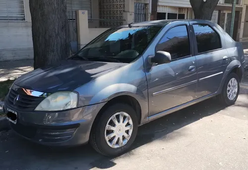 Renault Logan 2010