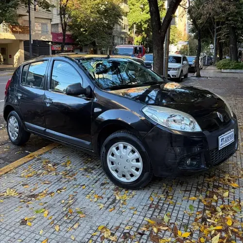 Renault Sandero 2012