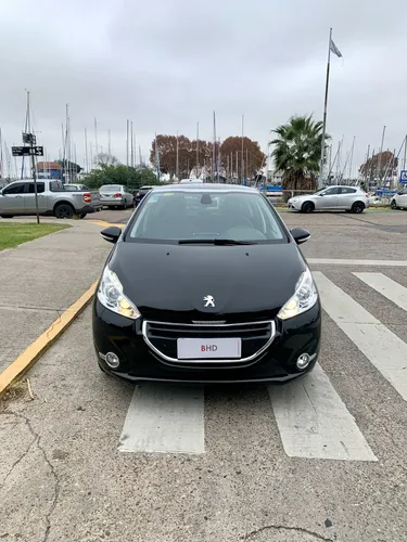 Peugeot 208 2016
