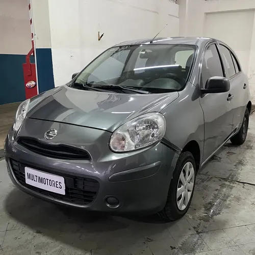 Nissan March 2016