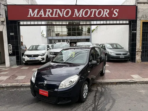 Renault Sandero 2011