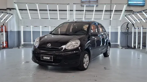 Nissan March 2015