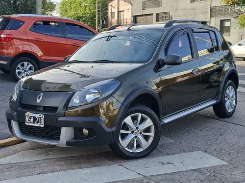 Renault Sandero Stepway 2014