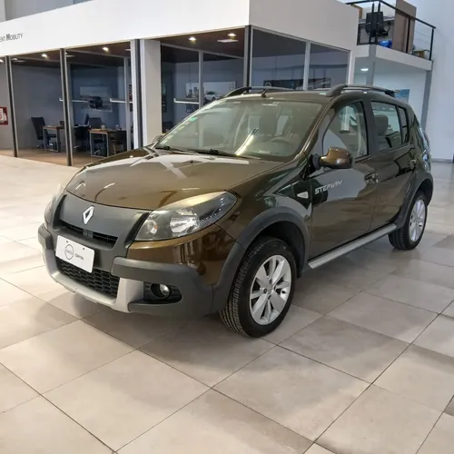 Renault Sandero Stepway 2014