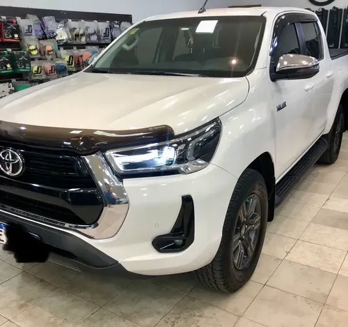 Toyota Hilux 2021