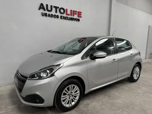 Peugeot 208 2020