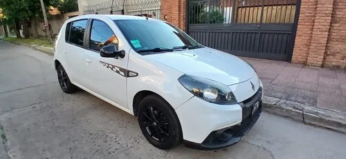 Renault Sandero 2012