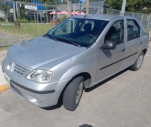 Renault Logan 2010