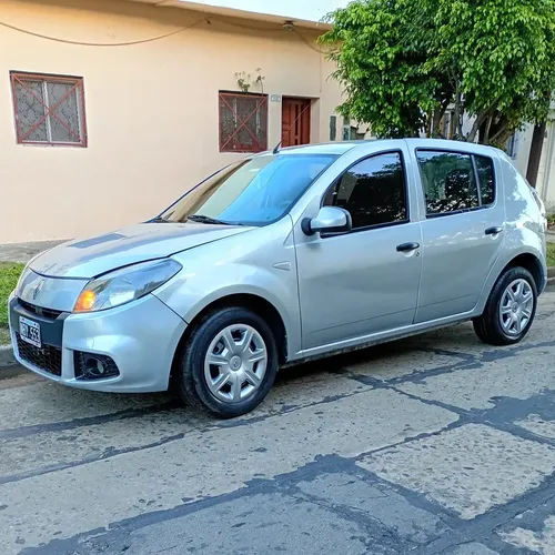 Renault Sandero 2013