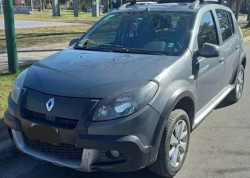 Renault Sandero Stepway 2014