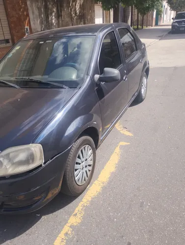 Renault Logan 2011