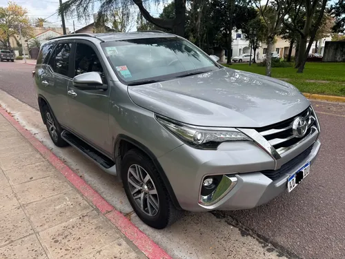 Toyota SW4 2018