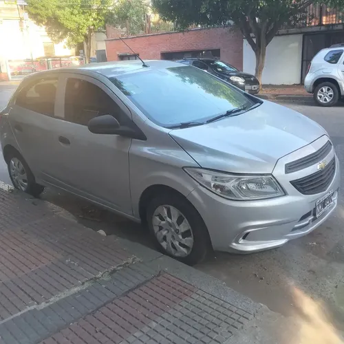 Chevrolet Onix 2014