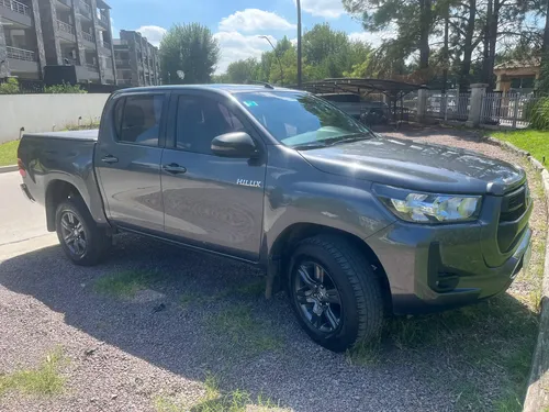 Toyota Hilux 2021