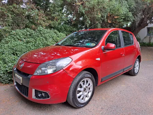 Renault Sandero 2015