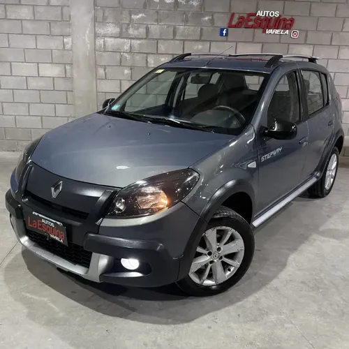 Renault Sandero Stepway 2014