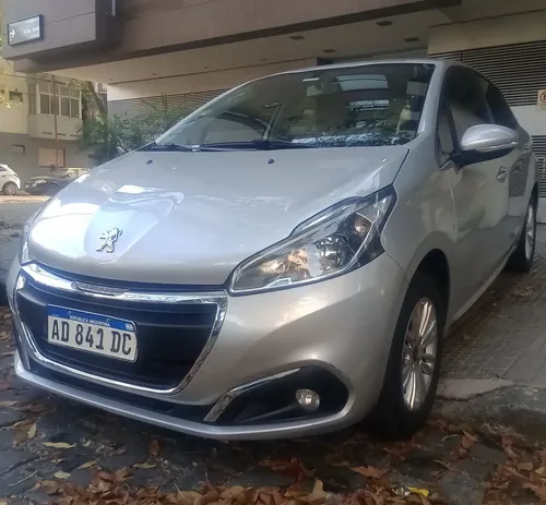 Peugeot 208 2019