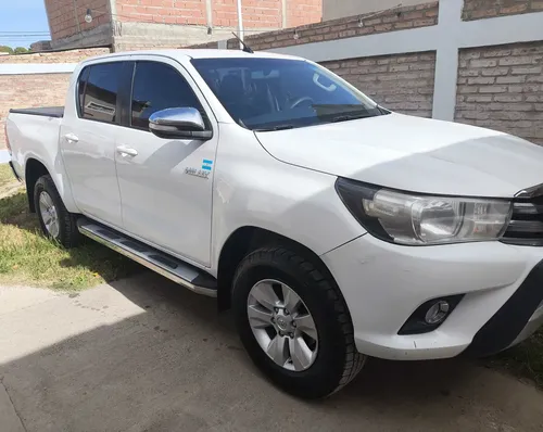 Toyota Hilux 2016