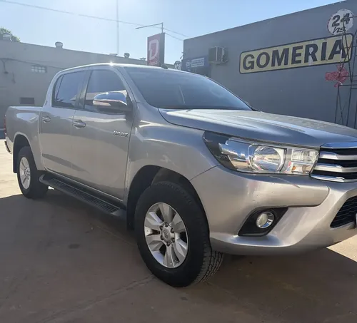 Toyota Hilux 2016