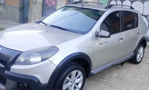 Renault Sandero Stepway 2012