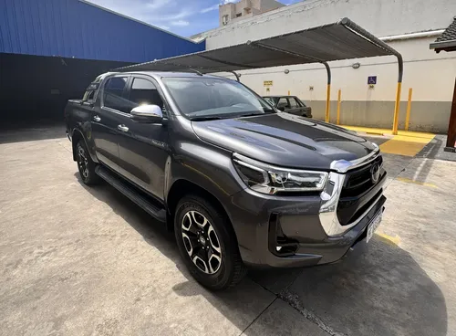 Toyota Hilux 2021