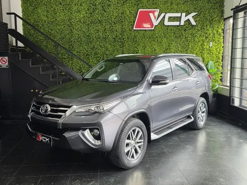 Toyota SW4 2017