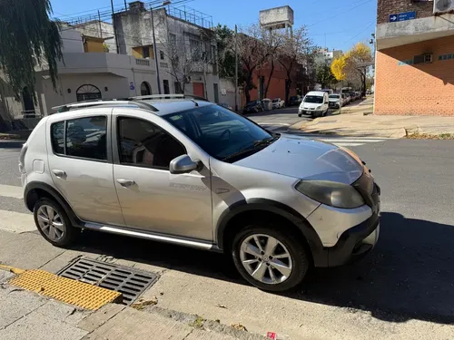 Renault Sandero Stepway 2012