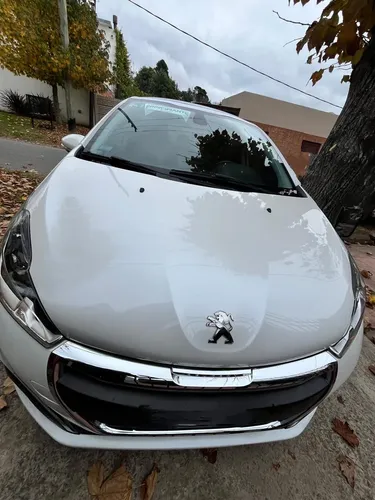 Peugeot 208 2019