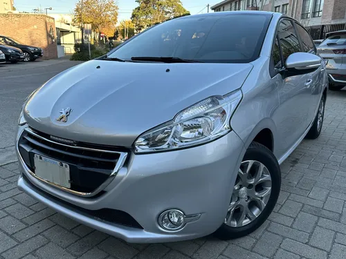 Peugeot 208 2015