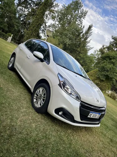 Peugeot 208 2020