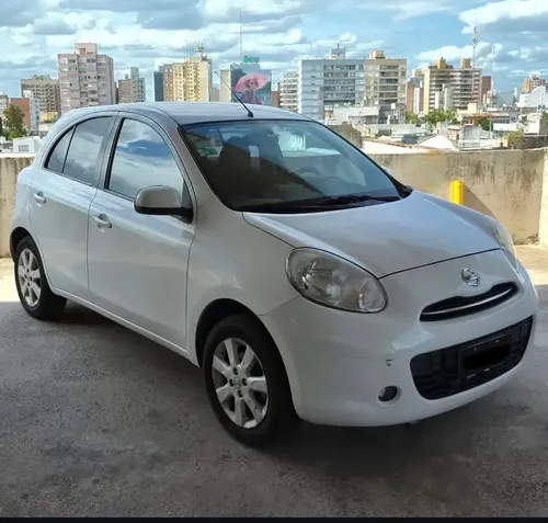 Nissan March 2013