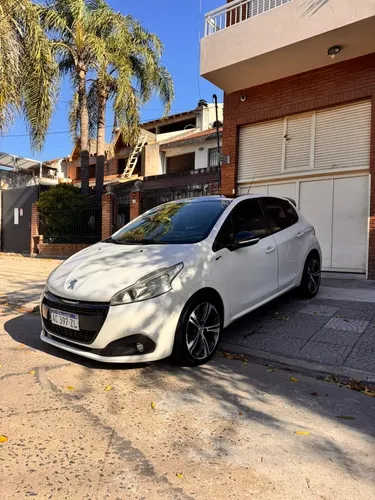Peugeot 208 2018